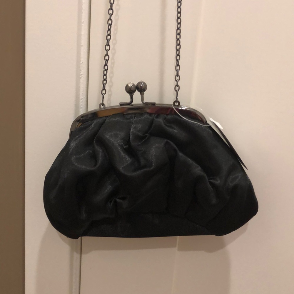 New black purse